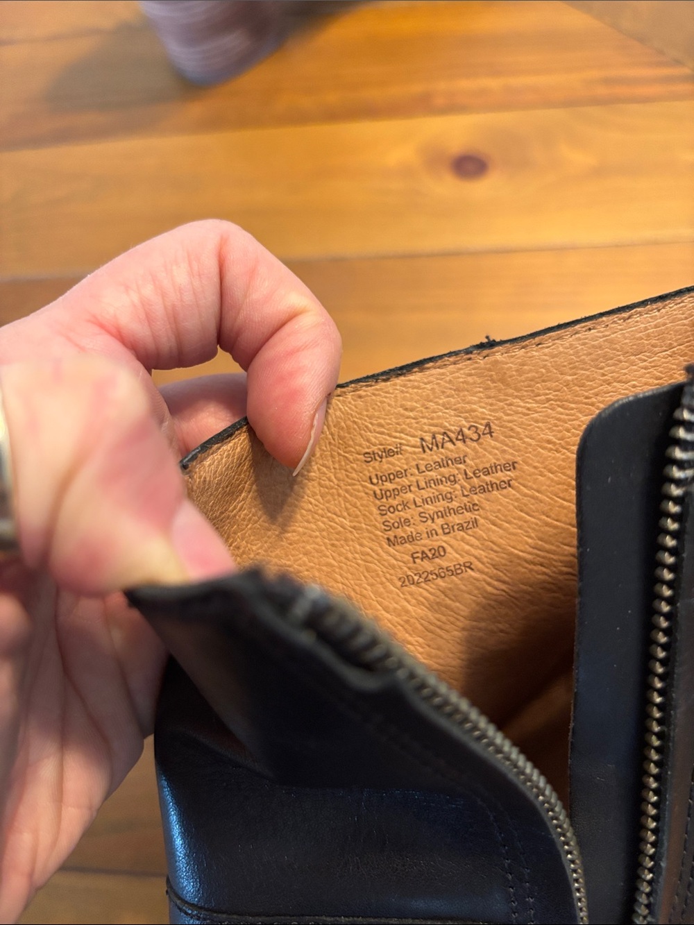 Madewell Womens Leather Booties - Picture 5 of 6